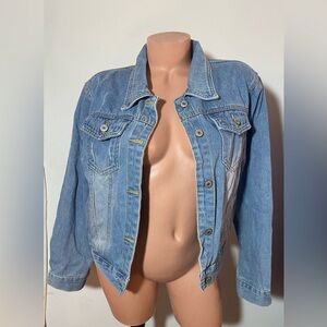 Women’s Light Blue Denim Jacket Size M